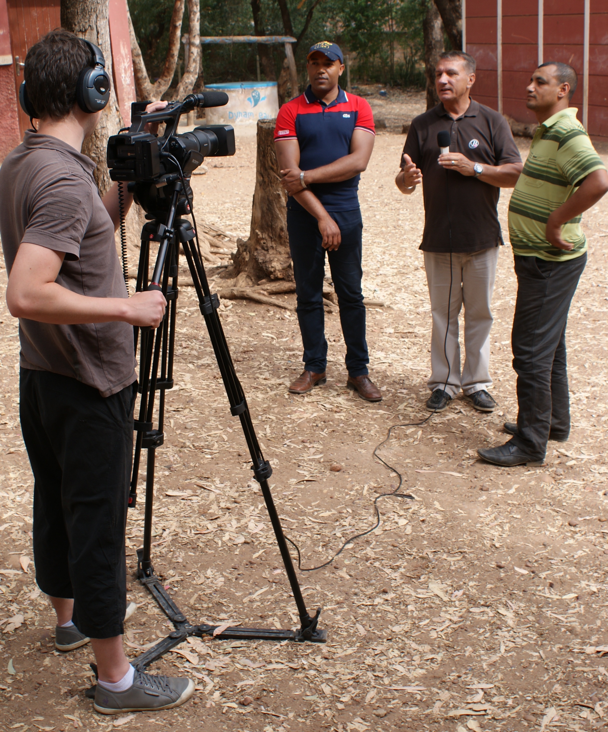 Dynam'eau Film Maroc 1 avec le représentant du maire de Sidi Boubker